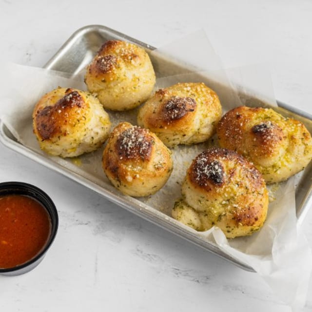 Garlic Knots.